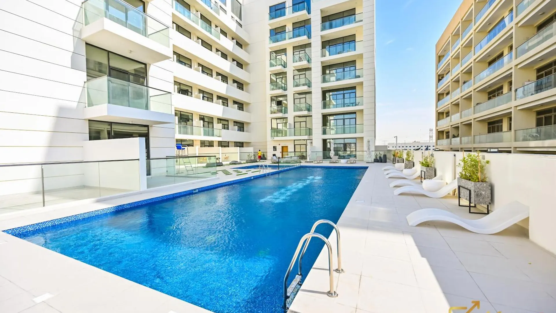 Studio In Al Furjan 5Min To Bus Stop By Deleguest Dubai