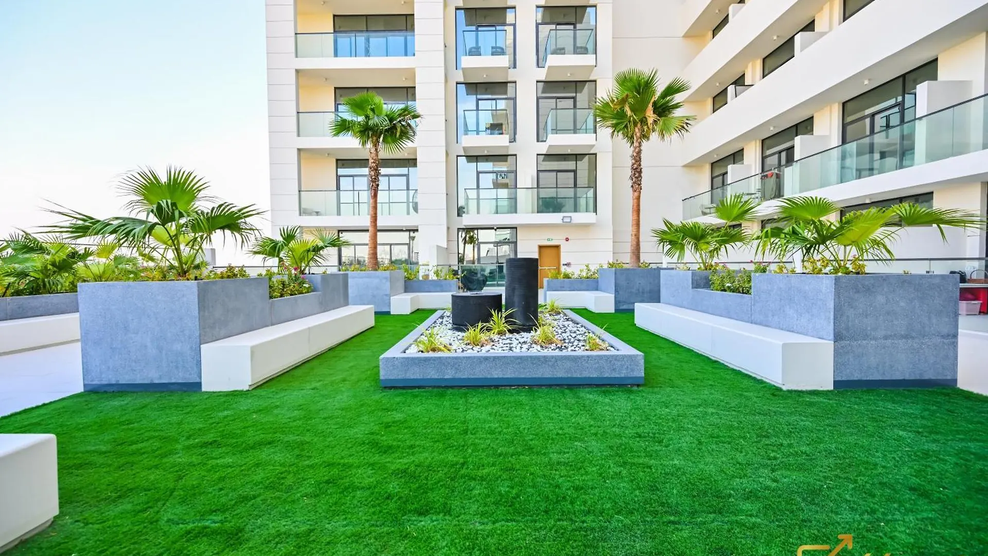 Studio In Al Furjan 5Min To Bus Stop By Deleguest Dubai Apartment