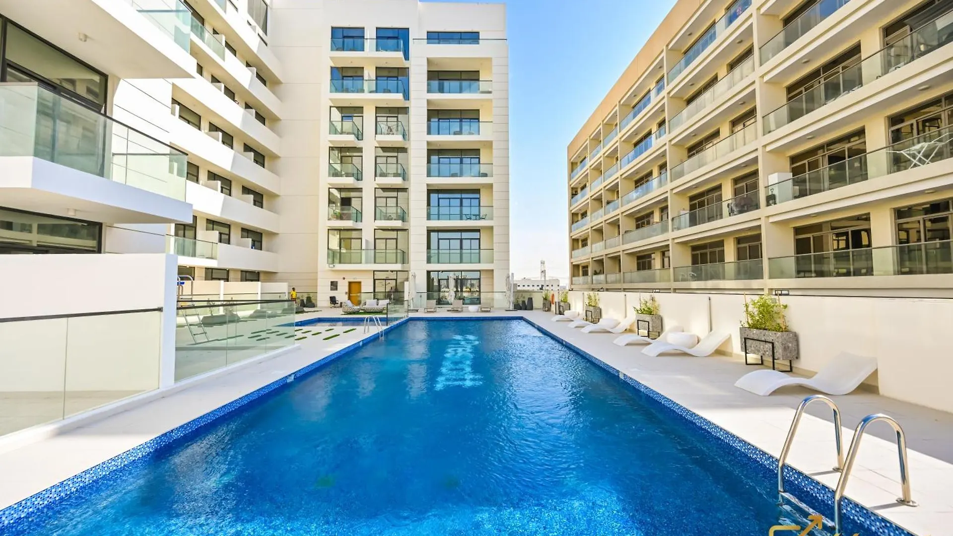 Studio In Al Furjan 5Min To Bus Stop By Deleguest Dubai 0*,