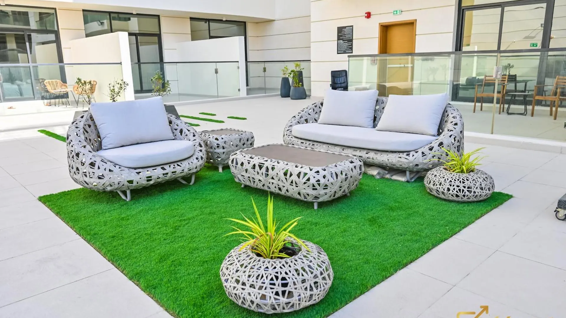 Studio In Al Furjan 5Min To Bus Stop By Deleguest Dubai Apartment