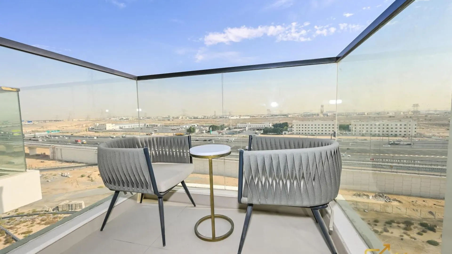 Apartment Studio In Al Furjan 5Min To Bus Stop By Deleguest Dubai