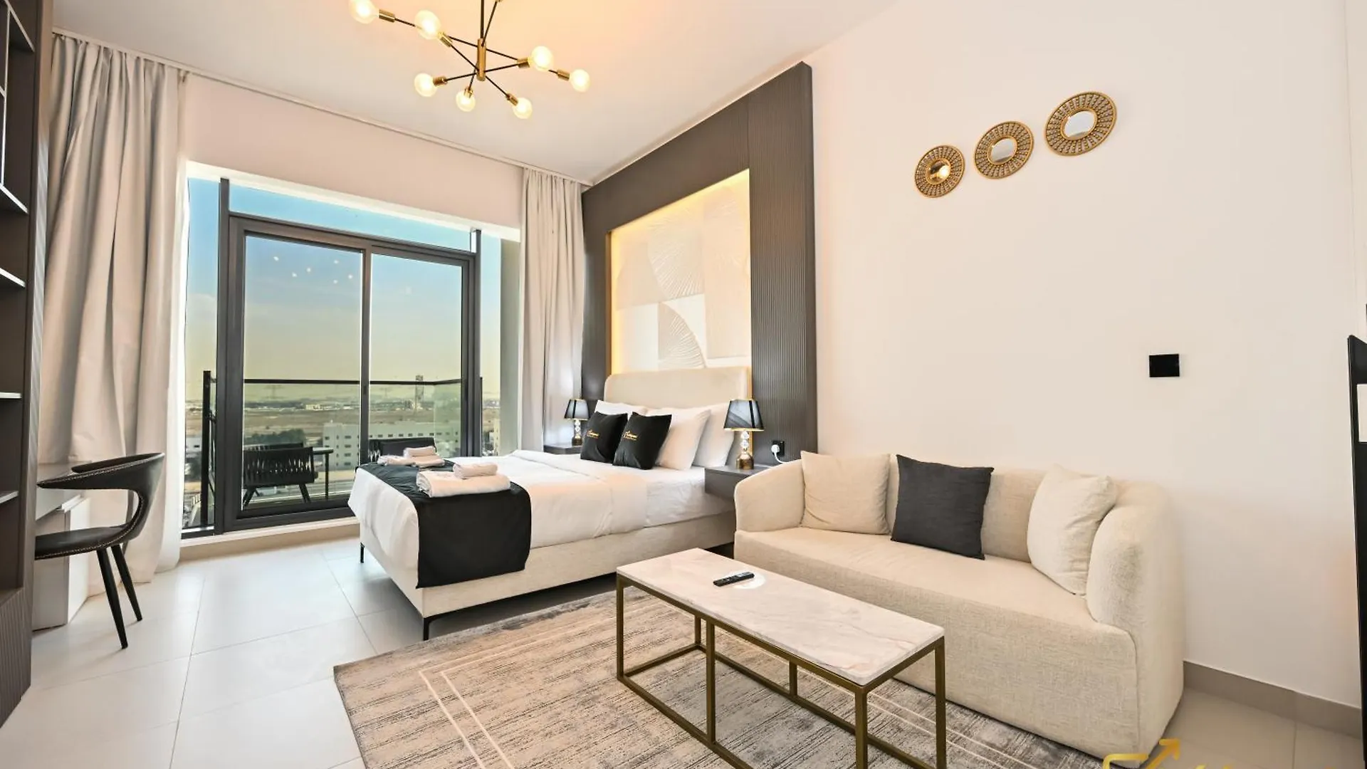 Studio In Al Furjan 5Min To Bus Stop By Deleguest Dubai Apartment